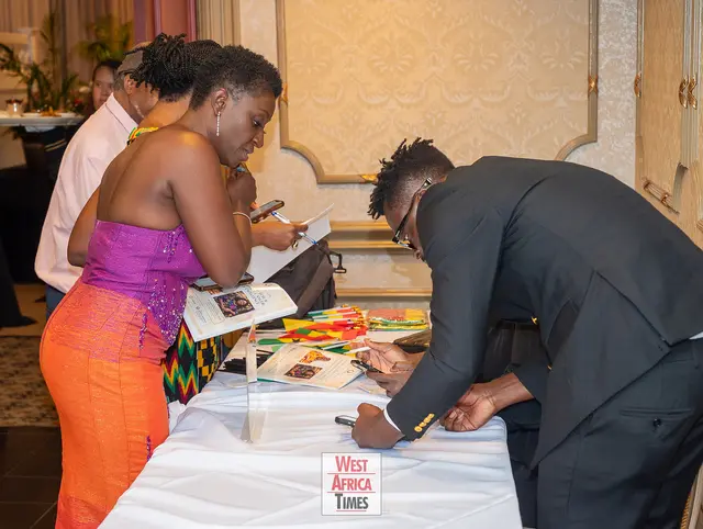 Fundraising Gala — An Evening for Cure — photo 9 of 285